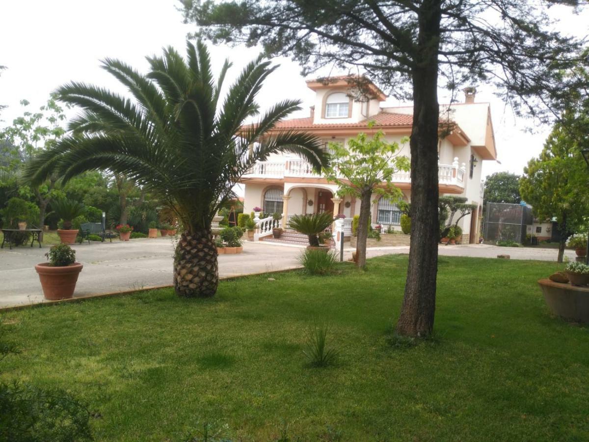 Vivienda Turistica Rural Mari Carmen Villa Baeza Ngoại thất bức ảnh